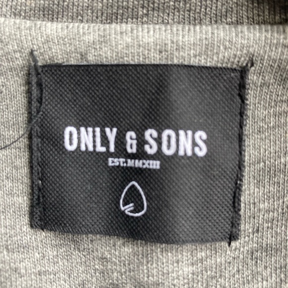 Blazer - Picture 3 of 5